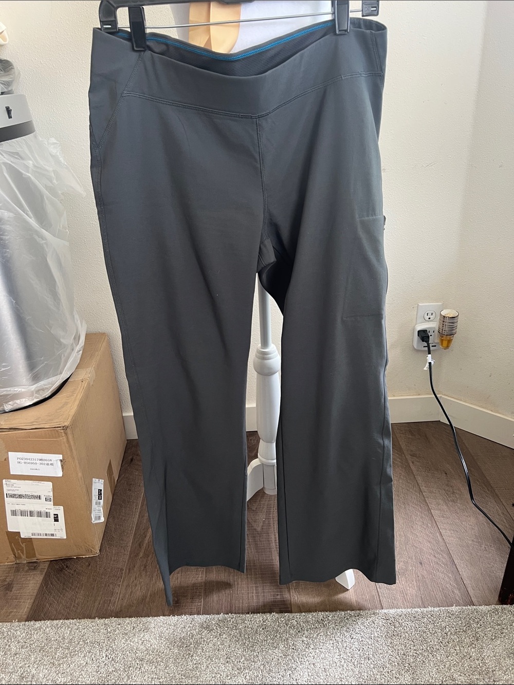 Women’s Columbia Sportswear Women’s Boot Cut Pants in Dark Gray